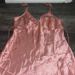 women pink/white lingerie